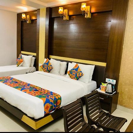 Capital O 6408 Hotel Delhi Heart Ню Делхи Екстериор снимка