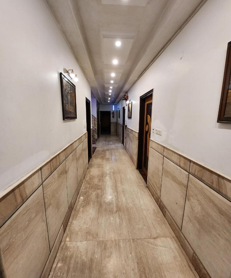 Capital O 6408 Hotel Delhi Heart Ню Делхи Екстериор снимка