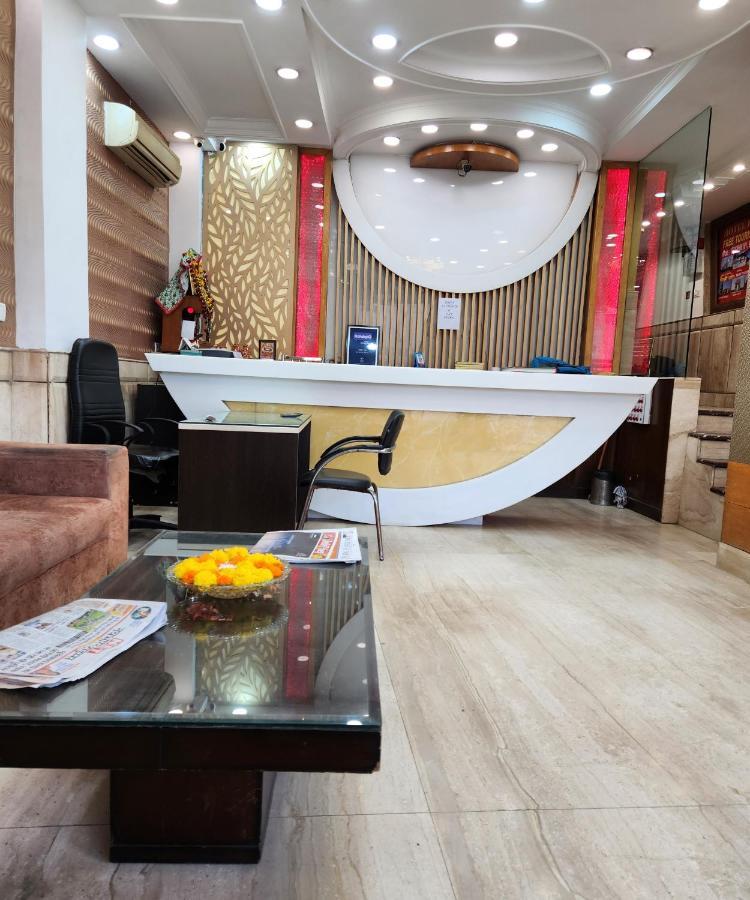 Capital O 6408 Hotel Delhi Heart Ню Делхи Екстериор снимка