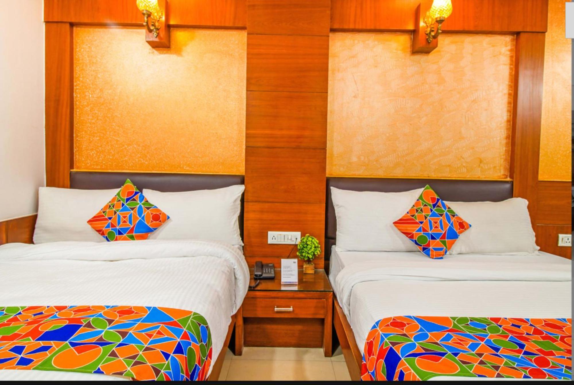 Capital O 6408 Hotel Delhi Heart Ню Делхи Екстериор снимка