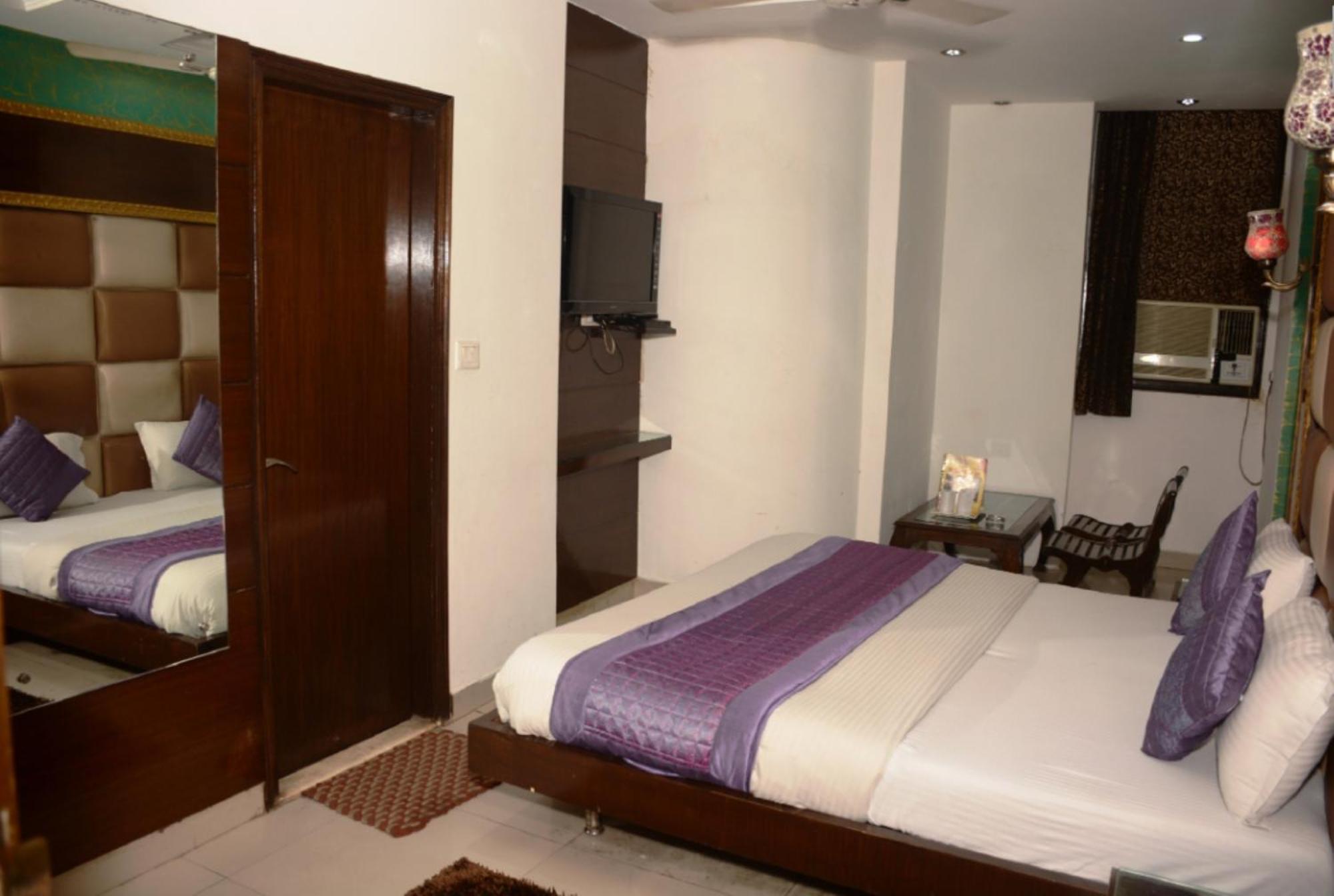 Capital O 6408 Hotel Delhi Heart Ню Делхи Екстериор снимка