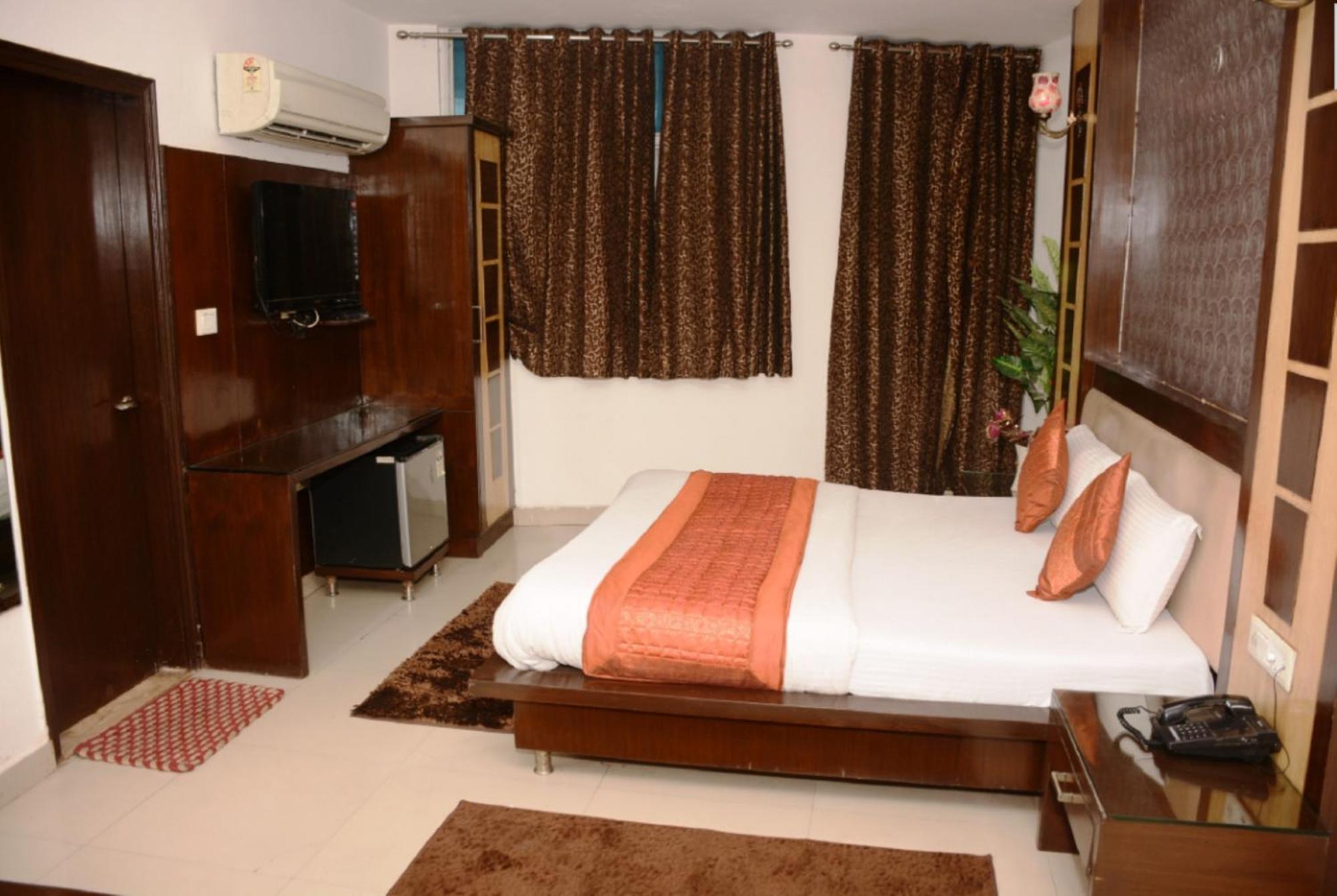 Capital O 6408 Hotel Delhi Heart Ню Делхи Екстериор снимка