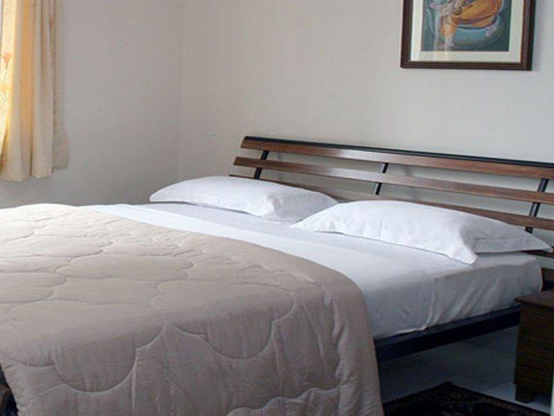 Capital O 6408 Hotel Delhi Heart Ню Делхи Екстериор снимка