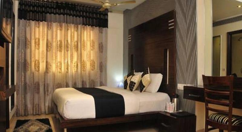 Capital O 6408 Hotel Delhi Heart Ню Делхи Екстериор снимка