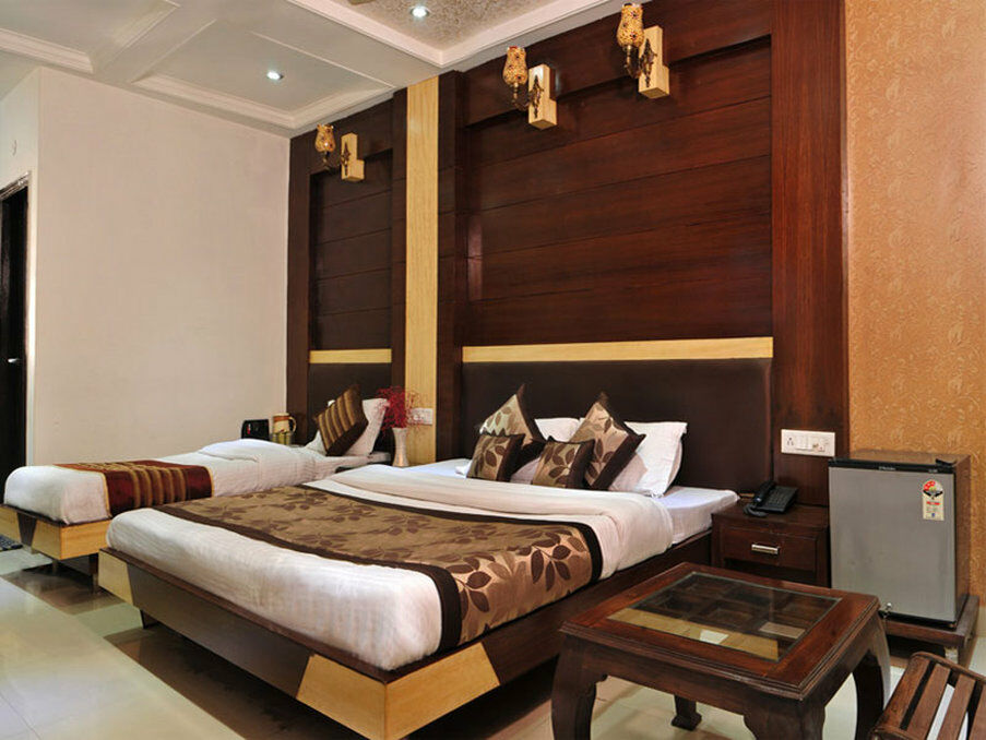 Capital O 6408 Hotel Delhi Heart Ню Делхи Екстериор снимка